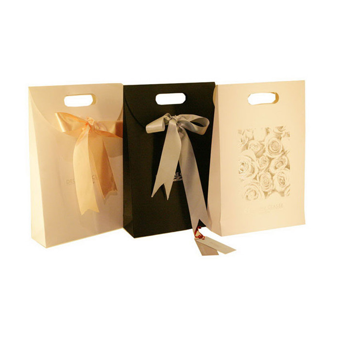 China-supperlier-paper-gift-bag-custom-paper